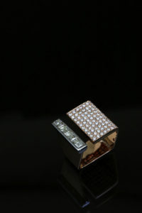 web-ps-open-cube-ring-with-round-dia-pave-and-emerald-cut-dia-channel-set